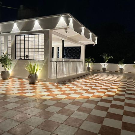La Tamara Suite - Tie Hotels & Resorts Puduccseri Kültér fotó